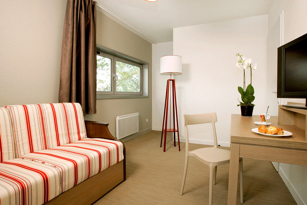 Zenitude Hotel-Residences Narbonne Centre Ngoại thất bức ảnh